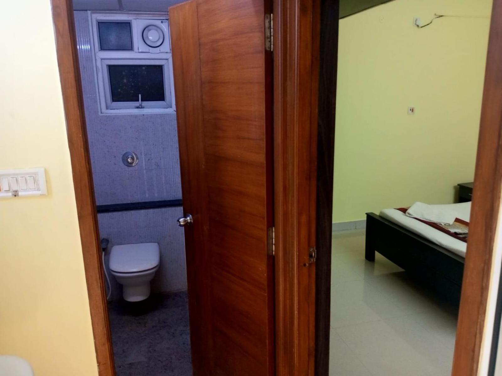 مبيت وإفطار شيناي The Posh Residency, Ecr المظهر الخارجي الصورة