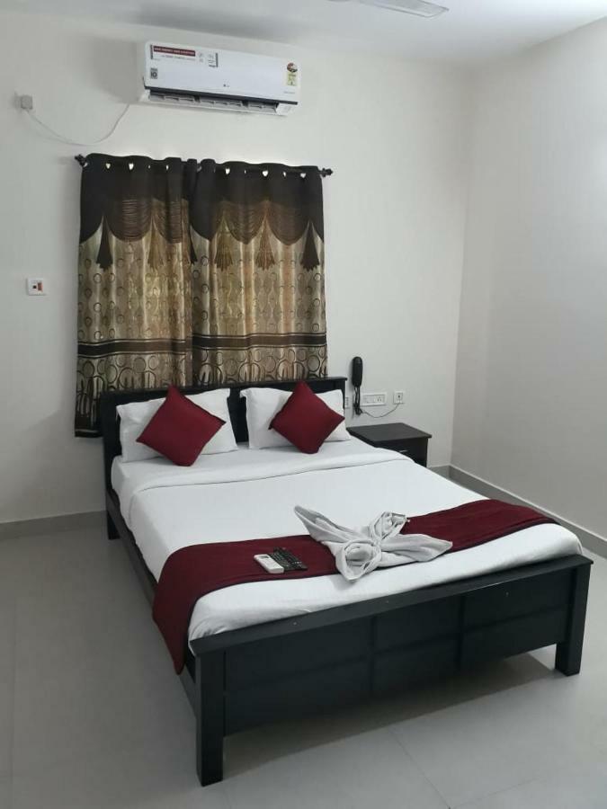 مبيت وإفطار شيناي The Posh Residency, Ecr المظهر الخارجي الصورة