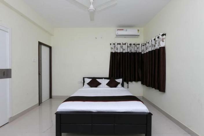 مبيت وإفطار شيناي The Posh Residency, Ecr المظهر الخارجي الصورة